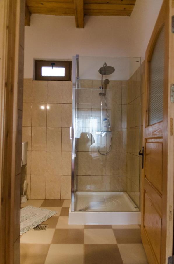 Cabana Valea Bradului Nucsoara  Bagian luar foto
